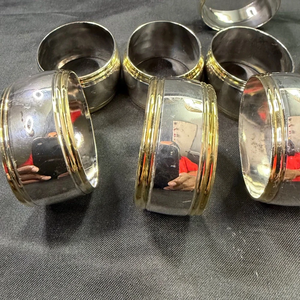 Set of 11 Two Tone Silver and Gold Ribbed Metal Napkin Rings Table Decor
